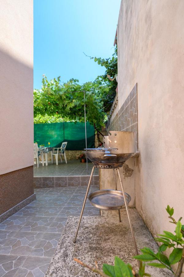 Apartmani Loreta Mali Lošinj Exterior foto