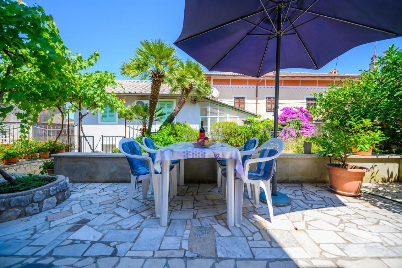 Apartmani Loreta Mali Lošinj Exterior foto