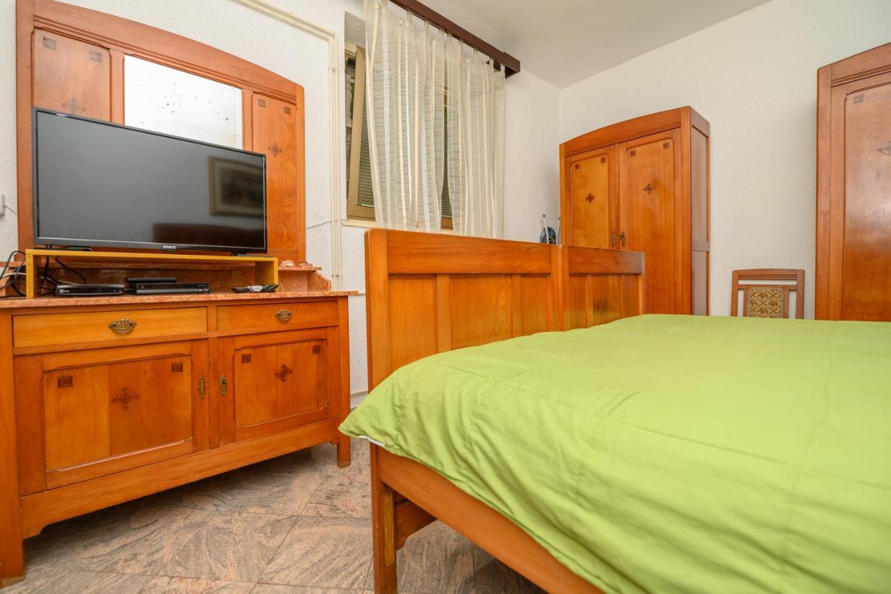 Apartmani Loreta Mali Lošinj Exterior foto