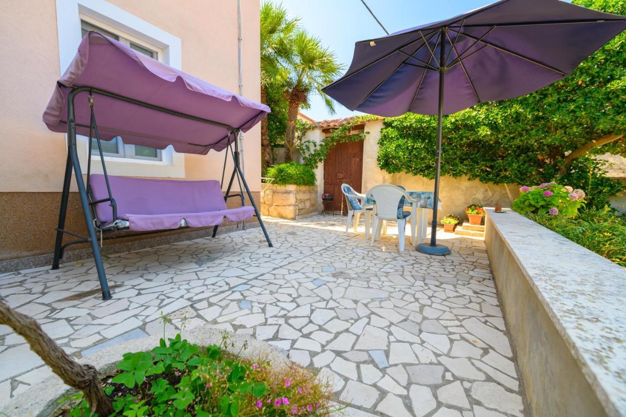 Apartmani Loreta Mali Lošinj Exterior foto