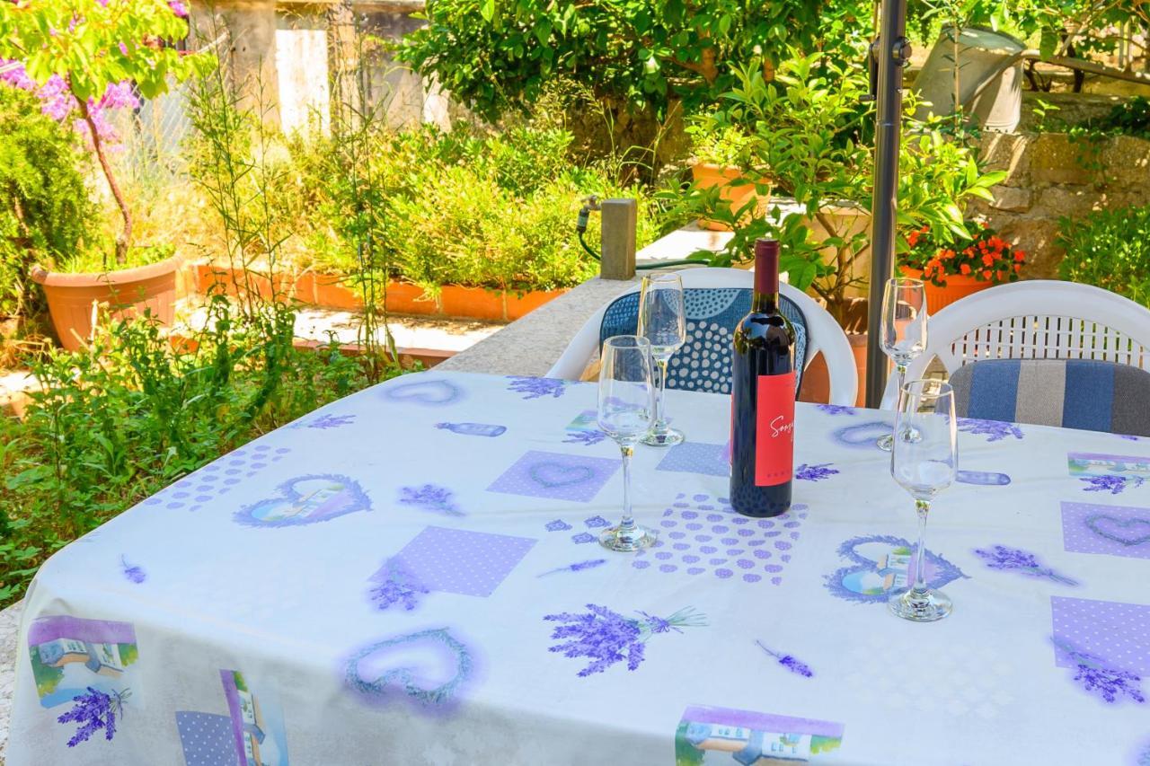 Apartmani Loreta Mali Lošinj Exterior foto