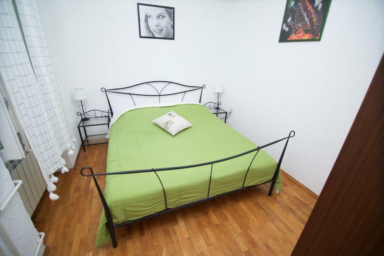 Apartmani Loreta Mali Lošinj Exterior foto