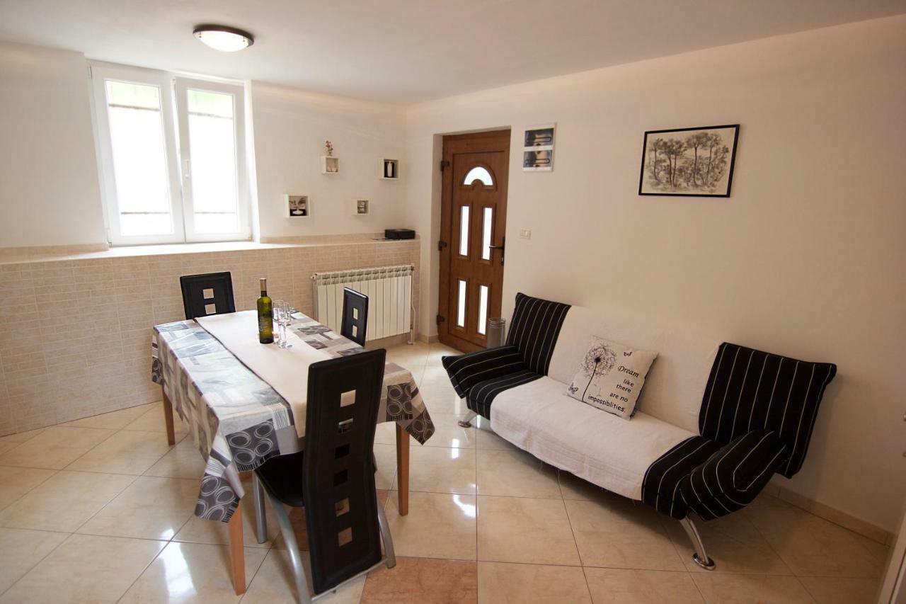 Apartmani Loreta Mali Lošinj Exterior foto